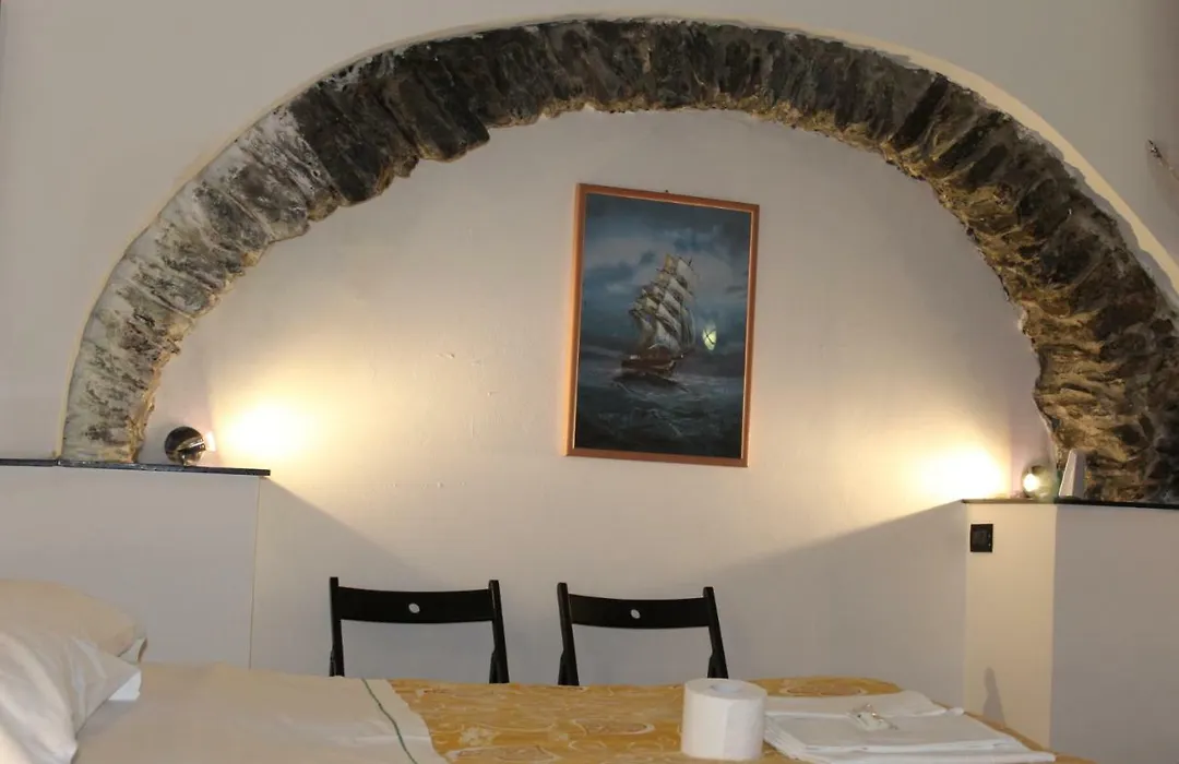 enrica barrani room-1